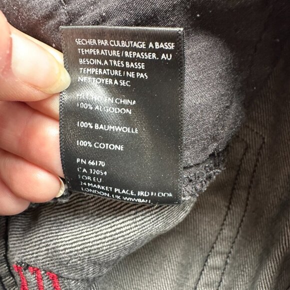 URBAN OUTFITTERS BDG Grey Black Denim Distressed Jean Mini Skirt Size small - Picture 11 of 12